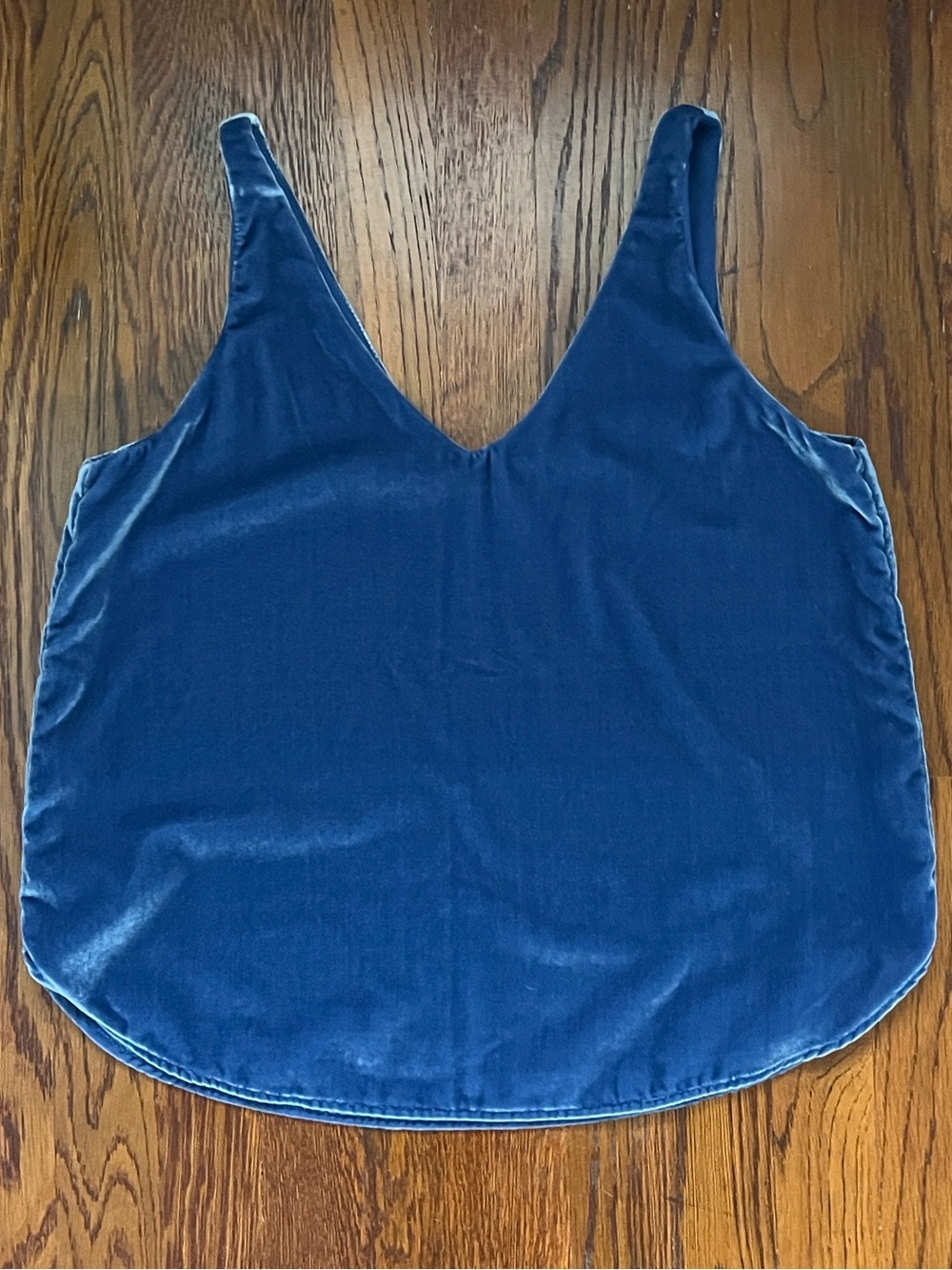 LOFT blue velvet v-neck tank top Size Small Petite